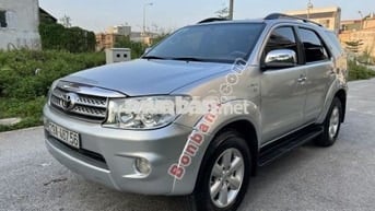 Toyota Fortuner 2.7V 4x4 AT 2011