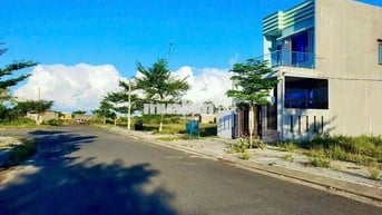 Bán Lô Đất 171m2 Ngang 7m Cách Đại Học FPT và Biển 900m, Giá 3,38 Tỷ