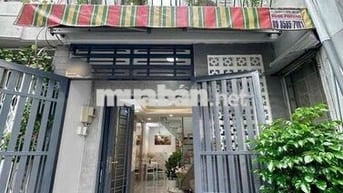 Chính chủ bán nhà 2PN, full nội thất, dọn vào ở ngay – P15, Tân Bình