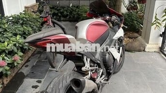Yamaha R1 cá mập đời 201x pass gấp giá rẻ