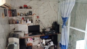 Bán gấp nhà vi bằng diện tích 20m2, hẻm xe hơi, gần chợ, trường học