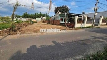 CẦN BÁN GẤP MIẾNG ĐẤT MẶT TIỀN NHỰA