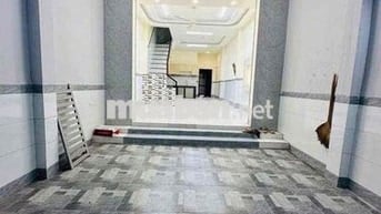 Nhà Mới Sạch Đẹp DT 4x17 1Trệt 1Lầu 3Pn 2Wc Sân Rộng Gần Chợ Cầu Đồng