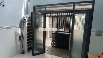 Nhà mới xây 2 phòng ngủ đường Phạm Thế Hiển