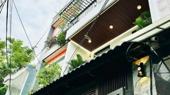 Nhà 4 x 11 đúc 1 trệt 1 lầu đường Quang Trung phường 10 gò vấp 