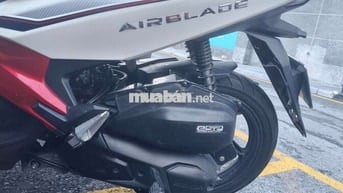 Bán xe air blade khoá từ smart key trắng đỏ mới