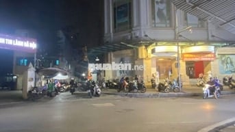 BÁN NHÀ  MẶT TIỀN PHỐ CỔ, QUẬN HOÀN KIẾM, KINH DOANH, VỈA HÈ RỘNG, .