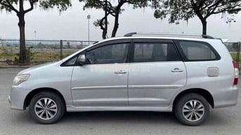 Toyota Innova 2015 2.0E - 60000 km