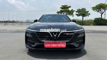VinFast Lux A 2.0 Plus sản xuất 2022 chạy 2,5v km