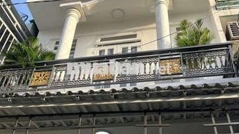 Bán nhà 1 trệt 2 lầu, hẻm xe hơi, Hiệp Thành 17, ngay bến xe buýt Ht.