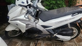 Bán xe AB trắng 2017 đang sử dụng bình thường