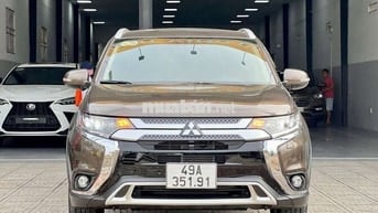 2020 2.0 CVT Premium  - 9000 km