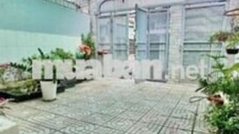 Nhà Rộng Rải DT 5,5 x20 1Trệt 2Lầu 4Pn 3Wc Sân Ôtô Hẻm Xe Tải Q12