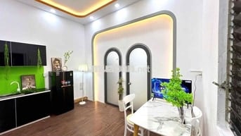 chdv p2 tân Bình thuê 22tr lời 33tr sang nhhah 550tr