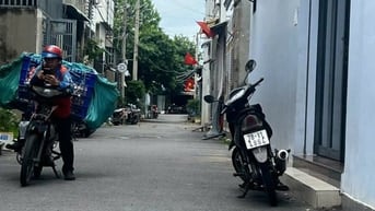 Bán nhà đường xe hơi 95m2 3pn gần trường sa