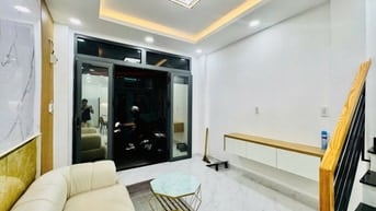HẺM XE HƠI CHỈ 4Ty NHỈNH, PHÙ HỢP Ở HOẶC CHO THUÊ.