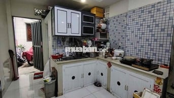 CHO THUÊ NHÀ XVNT 2 LẦU SÂN THƯỢNG 2PN 3WC GIÁ 8 TRIỆU