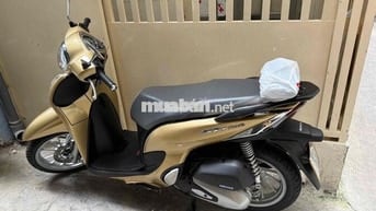 Xe chính chủ đời đầu đi được 4 tháng