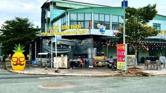 Mợ 2 cần tiền bán lô đất trong KDC 80m2 (SHR) đường nhựa 8M 
