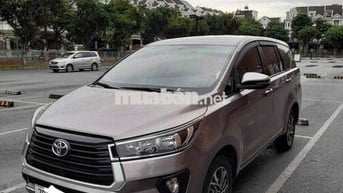 Toyota Innova 2022 E 2.0 MT - 144000 km