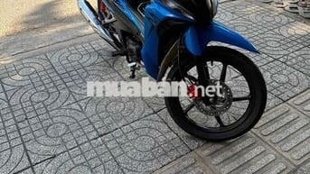 Wave Rsx  biển Kiên Giang