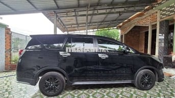 Toyota Innova 2018 2.0 Venturer - 48174 km