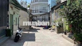 Nhà To Giá Nhỏ - Bình Tân - Hiện Hữu - 72m2 - Hẻm trước sau - hơn 5ty