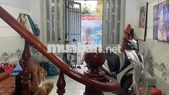 nhà trệt 2 lầu 3 pn 3 vs  hẻm xe tải