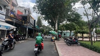 Nhà Mặt Tiền Công Viên Phạm Huy Thông P7 ( 5 x 18m  4 lầu )