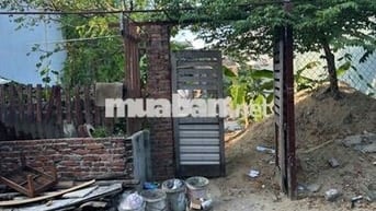 Bán Đất hẻm, gần chợ, gần trường học, gần biển Nguyễn Tất Thành