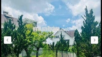 ngộp lỗ 50% giá thị trường giá 490triệu có view đẹp gần hồ xuân hương