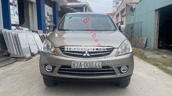 Mitsubishi Zinger GLS 2.4 MT 2011