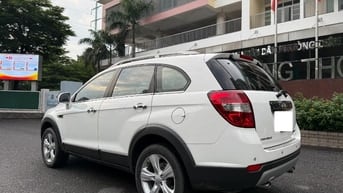 Cần bán CHEVROLET - CAPTIVA - LTZ đời 2013 số tự động ,màu trắng