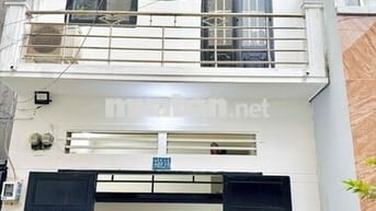 Kiot hẻm ô tô tại Phan Văn Hớn, quận 12