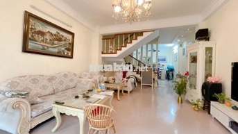 Bán nhà Lạc Long Quân, Ngõ ô tô, 50m2, 5 tầng, 13.5 Tỷ, Tổ ấm tinh hoa