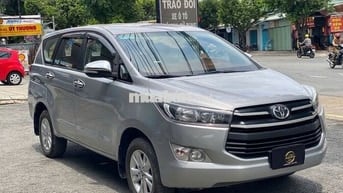 Toyota Innova 2016 2.0E