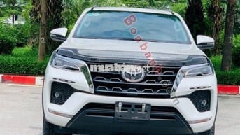Toyota Fortuner 2022 2.4 4x2 AT - Máy Dầu Rất Mới