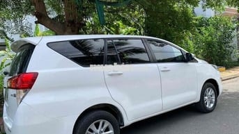 Toyota Innova 2019 2.0E - 85200 km
