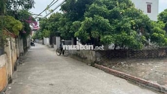 NHỈNH 80TR/M CÓ THỬA ĐẤT VUÔNG VẠN PHÚC,T/TRÌ-7 CHỖ VÀO-55M;MT4M