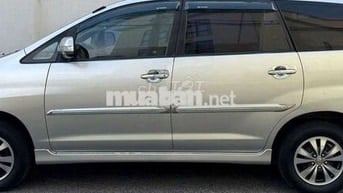 TOYOTA INNOVA TỰ ĐỘNG 2016