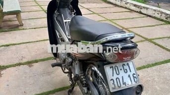 Nhà Dư xe cần bán