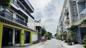 80M2 ( 5*16 ) x 4 TẦNG, MẶT PHỐ Ô TÔ BÀN CỜ - ĐÁNG AN CƯ