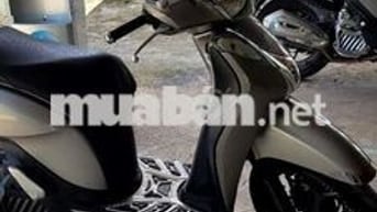 Bán dùm bà chị xe tay ga sh