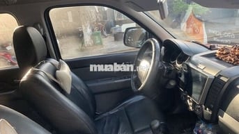 Ford Everest 2013 2.5L 4x2 MT - 150000 km