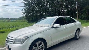 Mercedes Benz C Class 2012 C200 - 13000 km