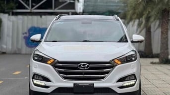 Hyundai Tucson 2018 2.0 AT Diesel Spec - 61000 km