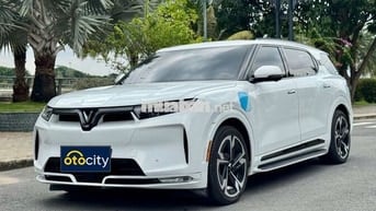 Vinfast VF9 Plus 2024 - Trắng - 3vkm - BSTP