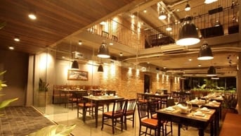 Lõi Hoàn Kiếm - tổng 150m2 - mt10m - 160 triệu - kín