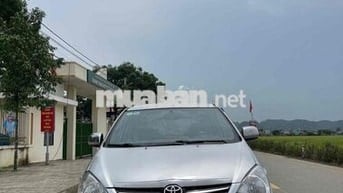 Toyota Innova 2009 G