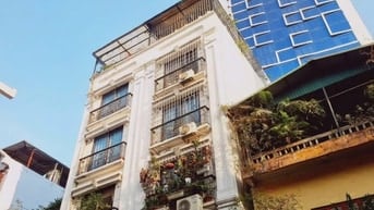 Tôi cần bán nhà phố Thái Hà, quận Đống Đa, Dt 55 m, 6 tầng, Mt 4.5 m, 
